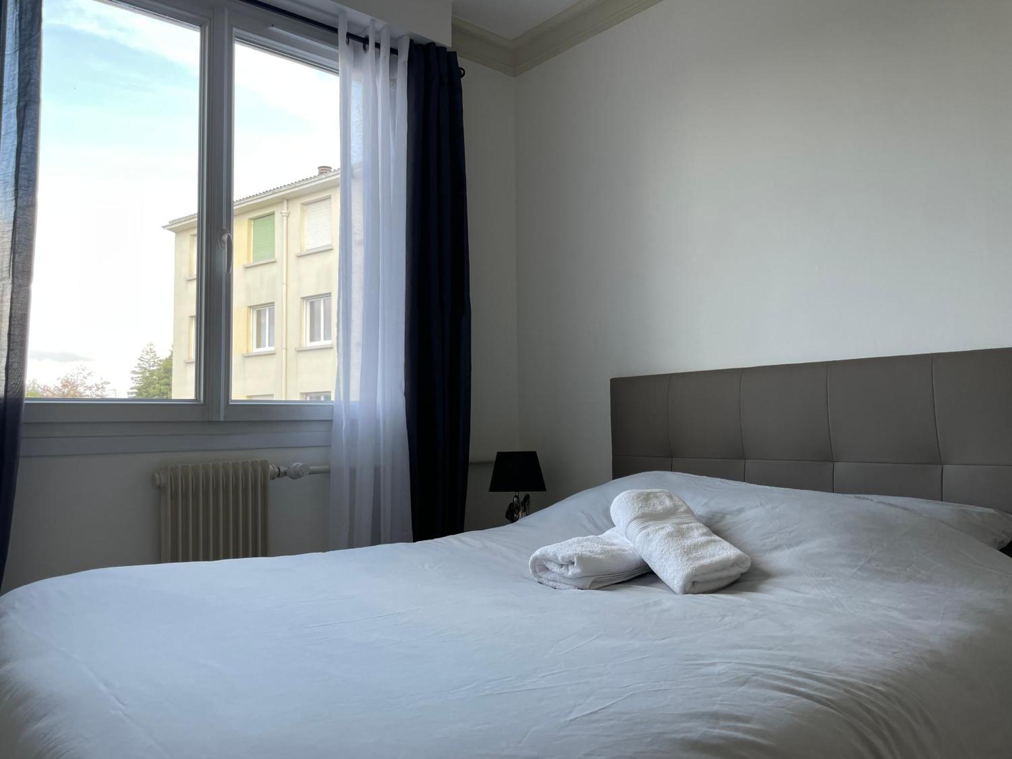 La Caliorne Apartment แรนส์ ภายนอก รูปภาพ